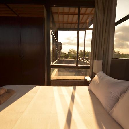 Ohmmstay - Rumah Pendopo Tanjungtirto Exteriör bild