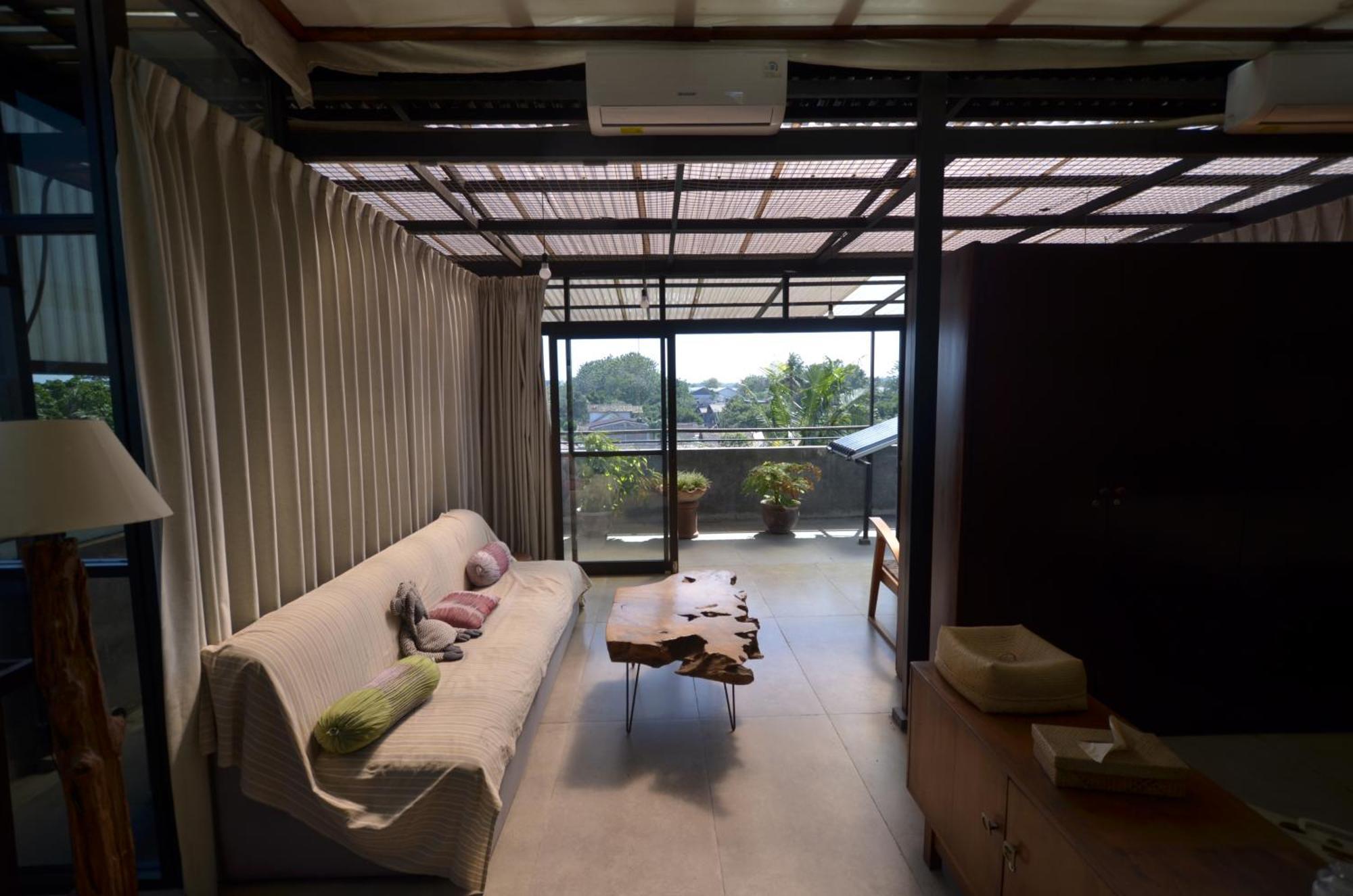 Ohmmstay - Rumah Pendopo Tanjungtirto Exteriör bild