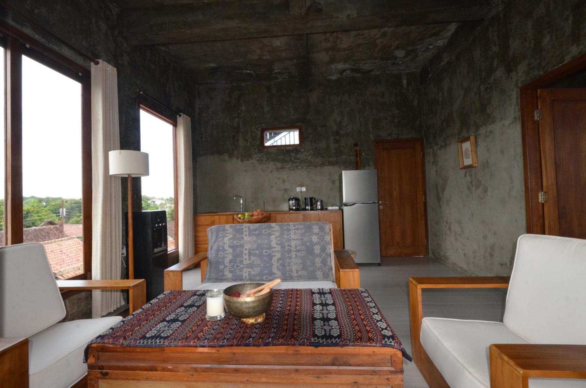 Ohmmstay - Rumah Pendopo Tanjungtirto Exteriör bild