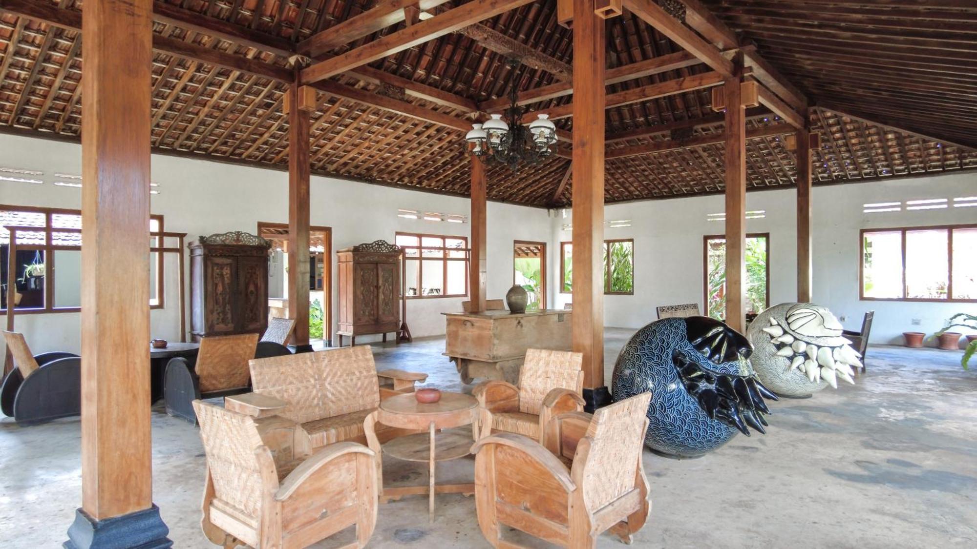 Ohmmstay - Rumah Pendopo Tanjungtirto Exteriör bild