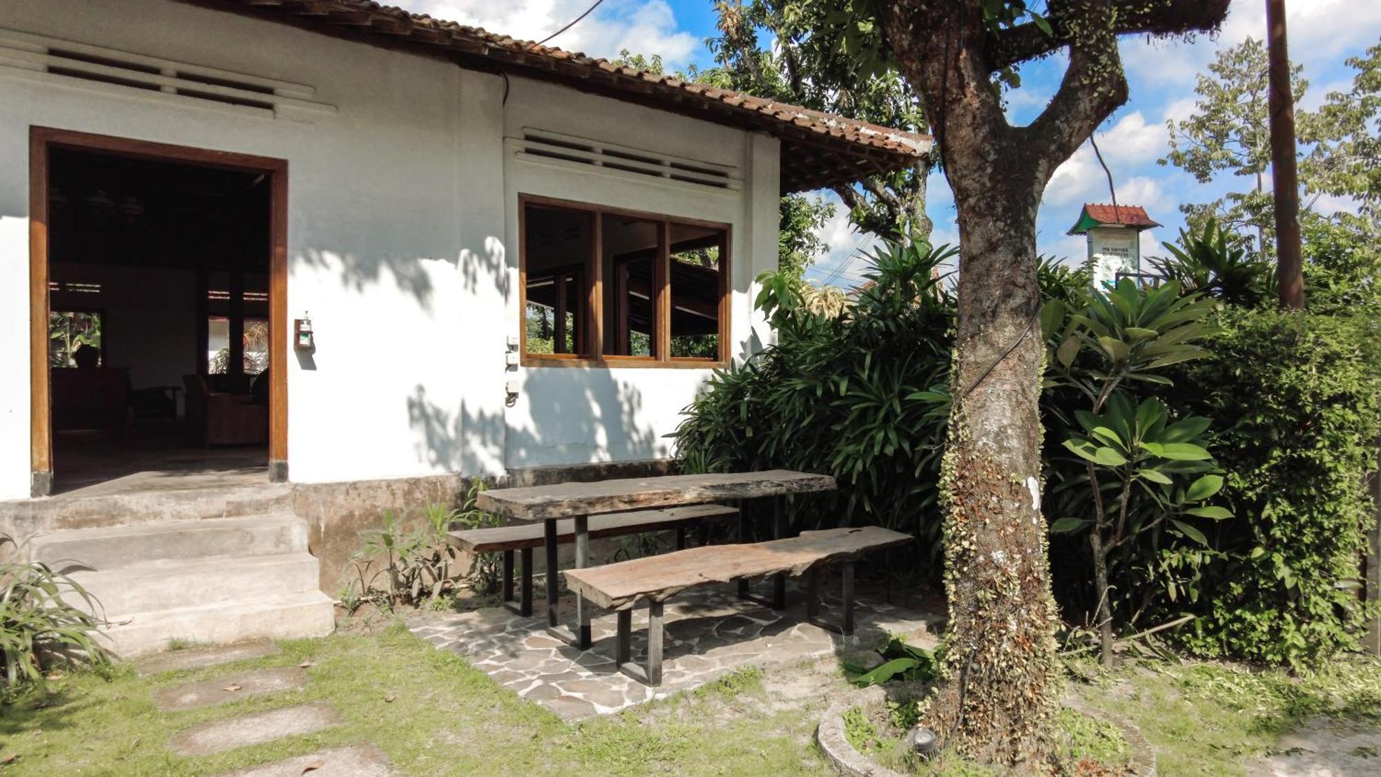 Ohmmstay - Rumah Pendopo Tanjungtirto Exteriör bild