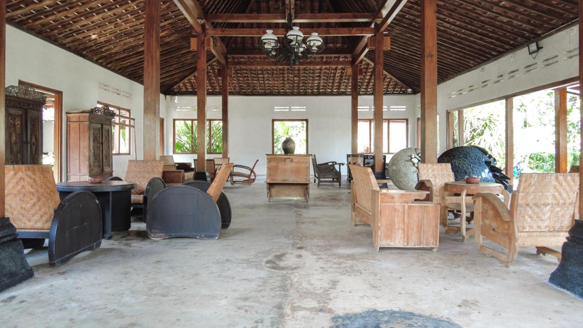 Ohmmstay - Rumah Pendopo Tanjungtirto Exteriör bild