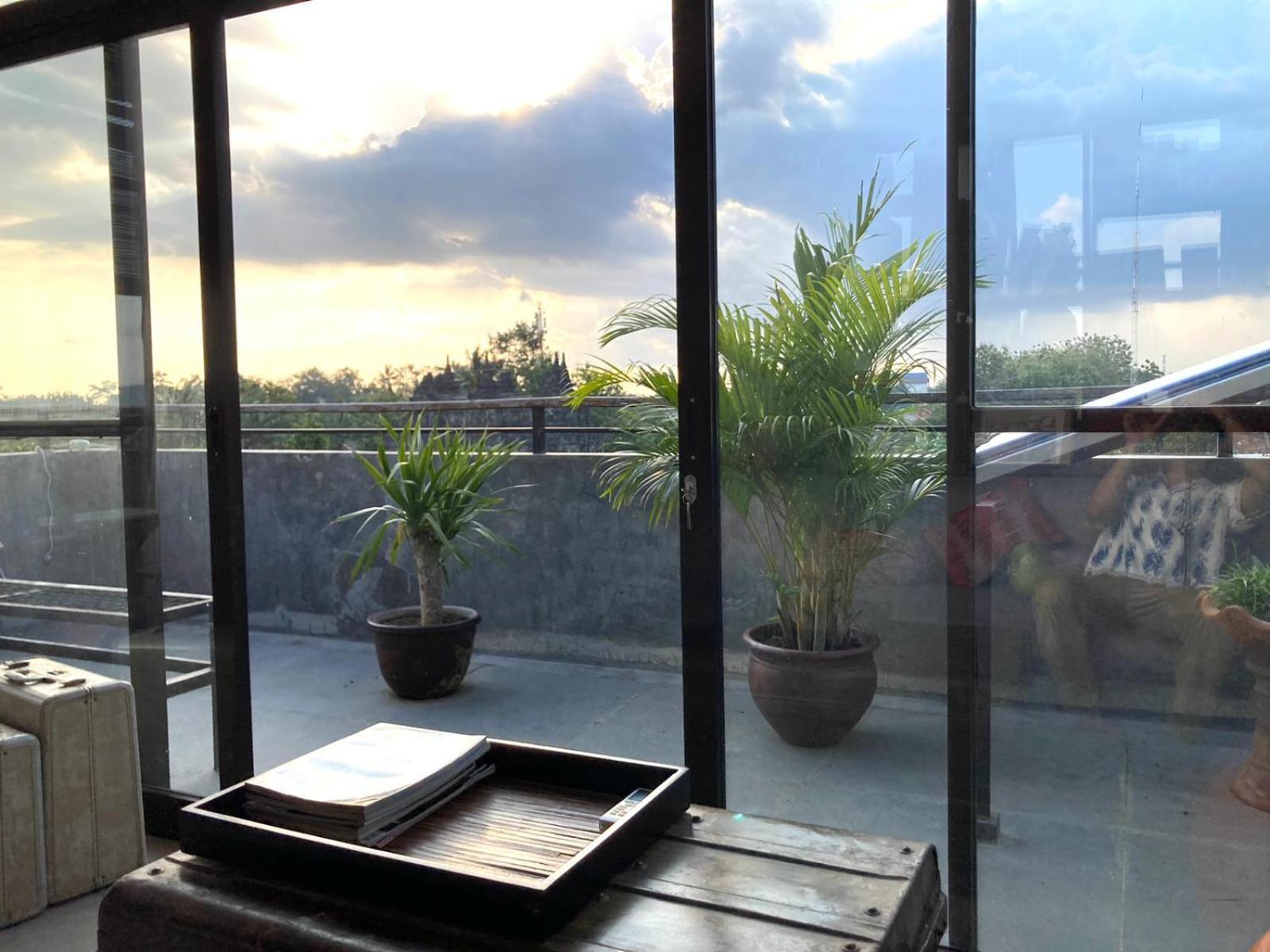Ohmmstay - Rumah Pendopo Tanjungtirto Exteriör bild