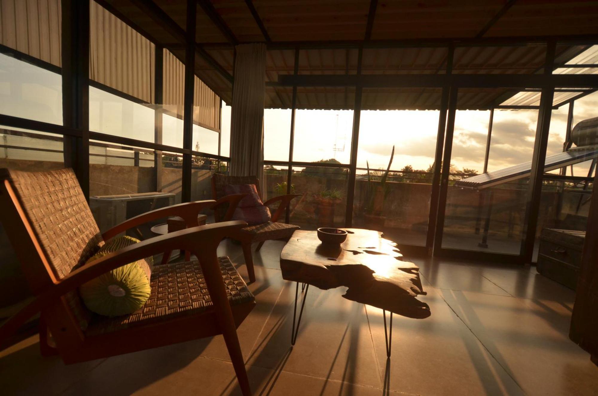 Ohmmstay - Rumah Pendopo Tanjungtirto Exteriör bild