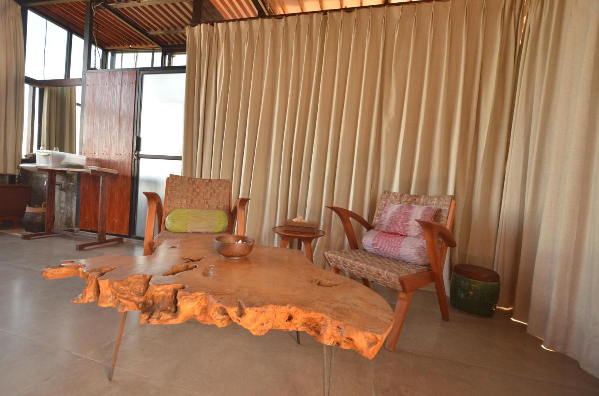 Ohmmstay - Rumah Pendopo Tanjungtirto Exteriör bild